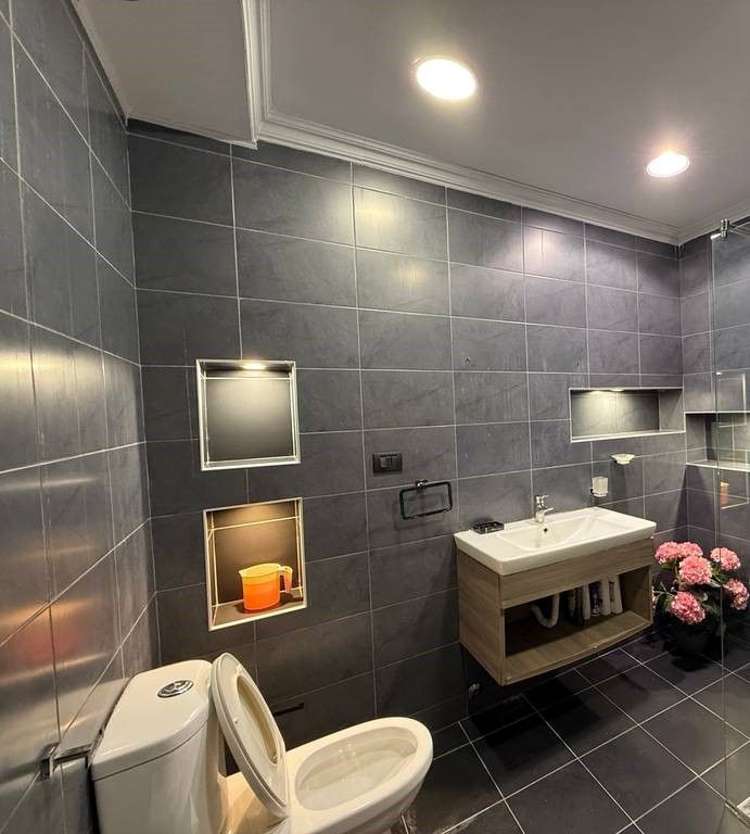 EKSKLUZIVE! OKAZION SHESIM APARTAMENT 2+1 ,BUZE RRUGES "DRITAN HOXHA",TIRANE!