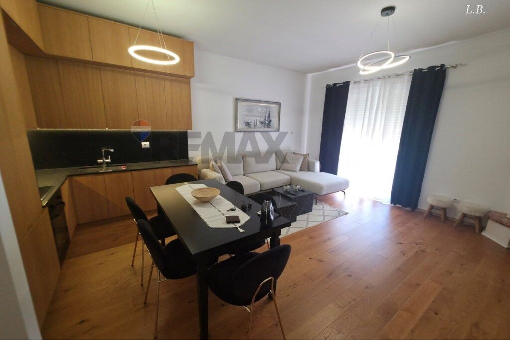 Apartament - Për Qira - Secret Garden Rezidencë, Tiranë