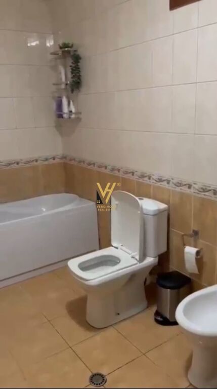 VENDESI APPARTAMENTO 3+1+3BLK A LAPRAKE 250.000 EURO
