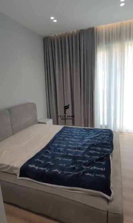 APARTAMENT ME QERA 3+1 LIQENI I THATE 1.800 EURO FH-83691