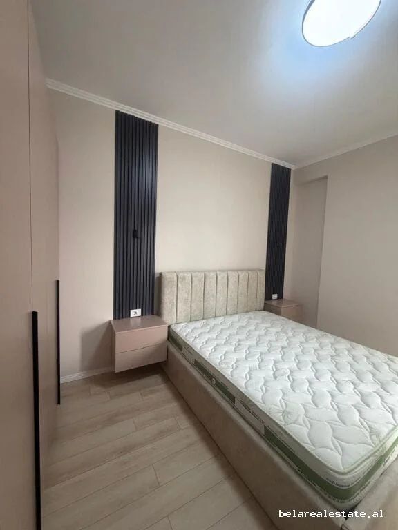 Apartament me qera 1+1 tek 5 Maji (ID B2101815) Tirane