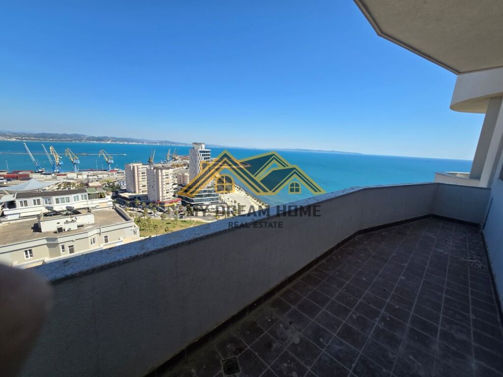 Apartament 2+1+2+2 Ballkone per Shitje ne Vollga,Durres Pamje e Plote nga Deti