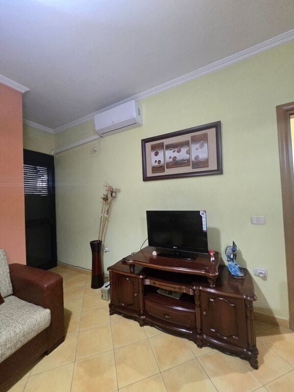 Apartment for rent 1+1 at Kodra e Diellit