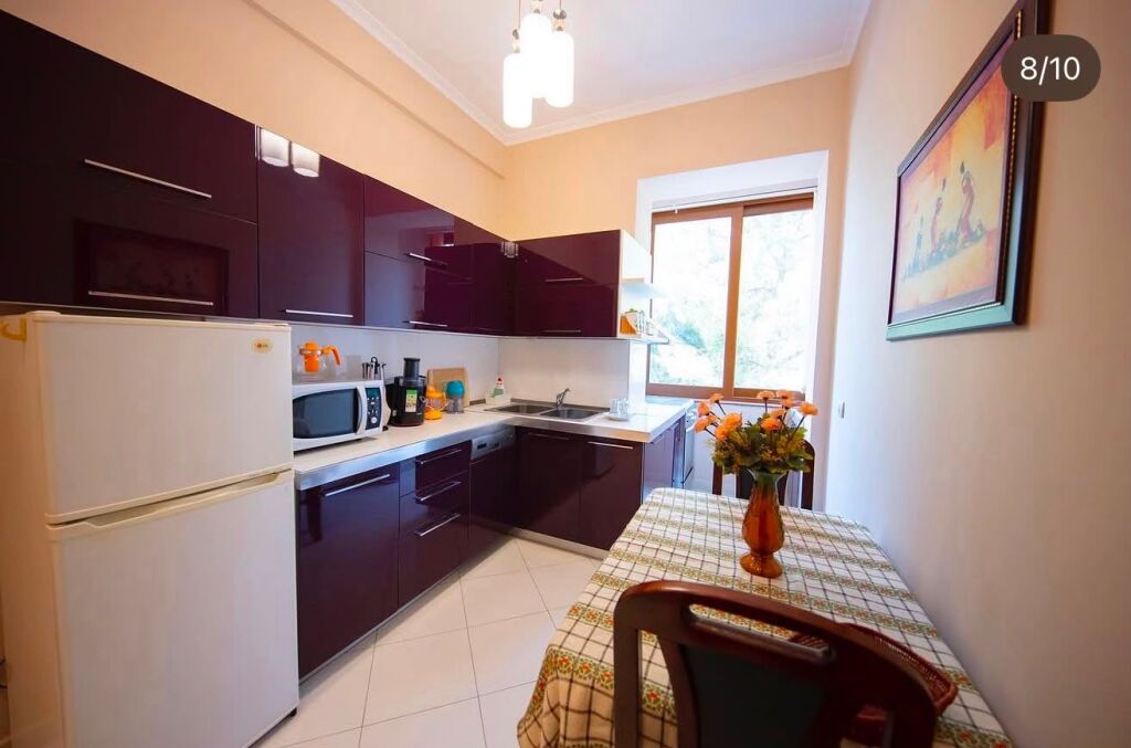 For rent 1+1 apartment at Bar Vena, 2nd floor, building without elevator, Dinamo stadium, Komuna Parisit street. Price 62,000 Lek