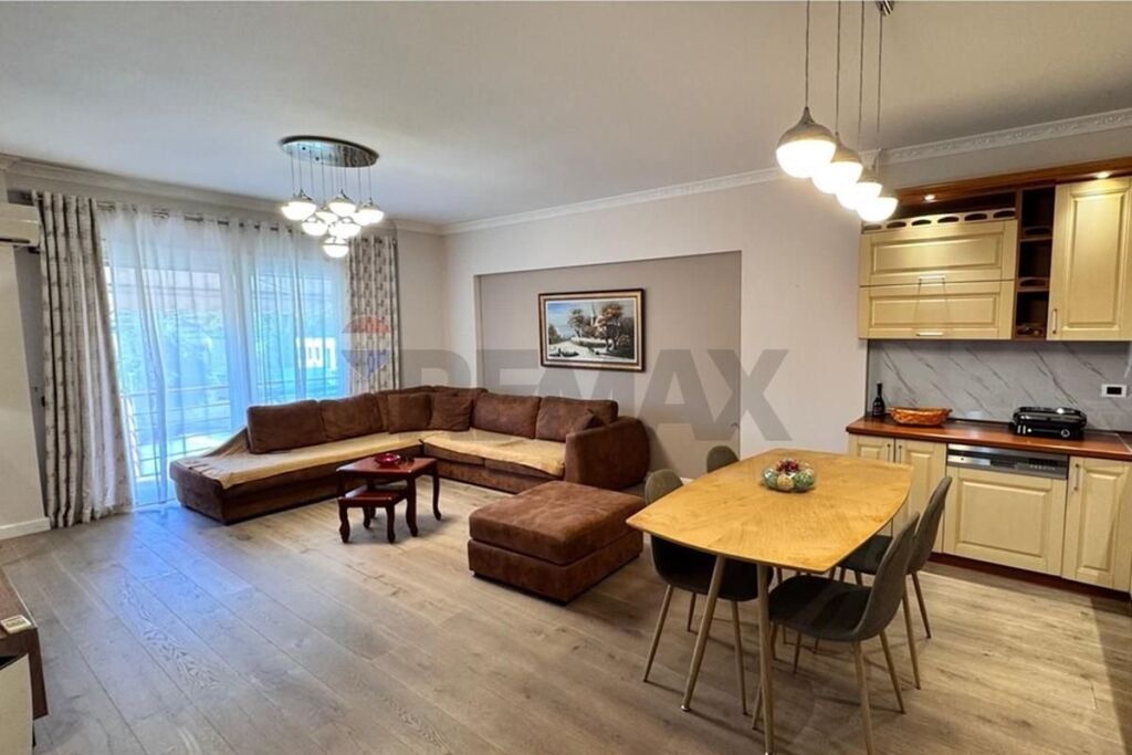 Shitet apartamet 2+1 te Kompleksi i Vizion +
