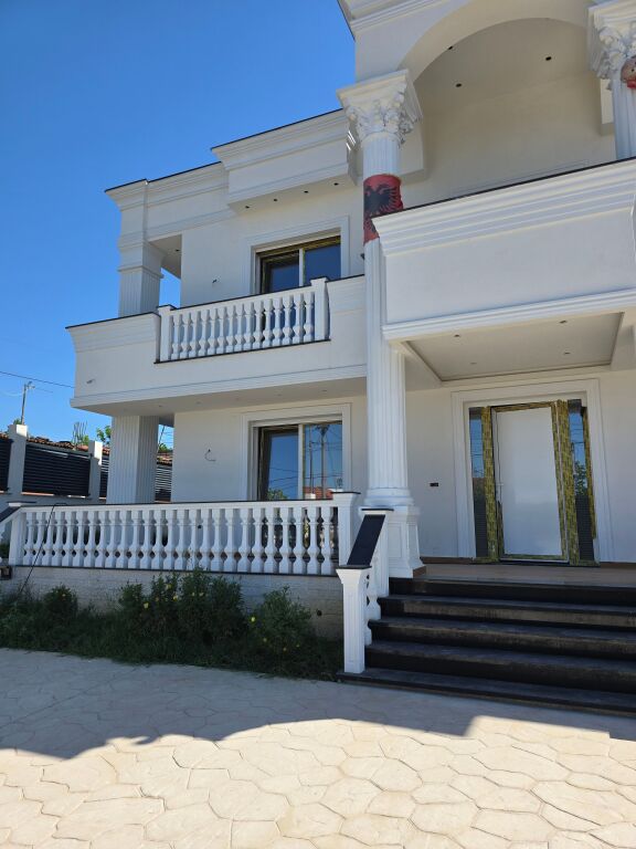 STATE TWO-STOREY VILLA IN TIRANA