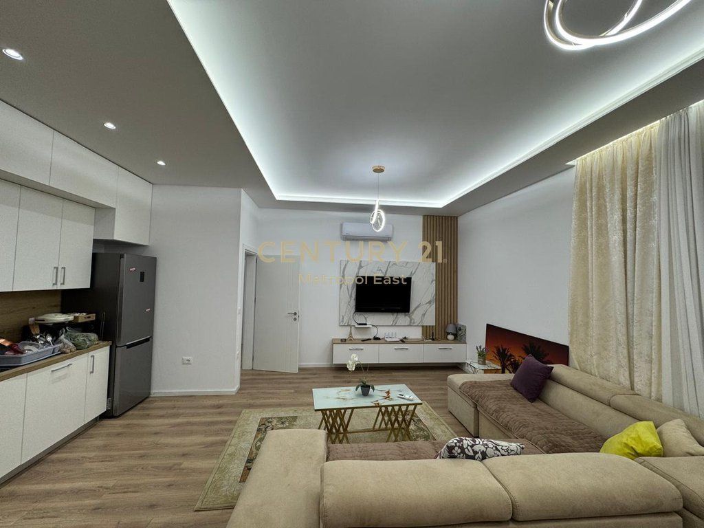 One-story villa for rent on the street of villas near TEG