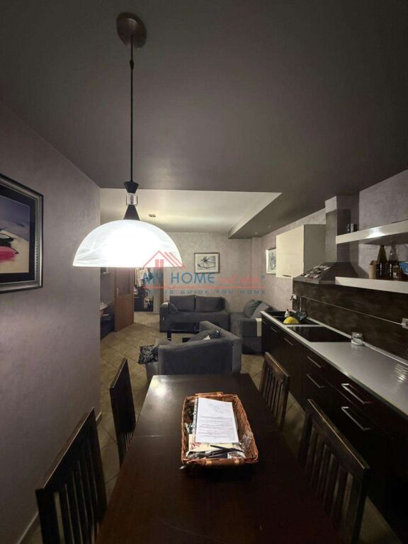 Appartamento 2+1 in affitto vicino a Square 21 a Tirana