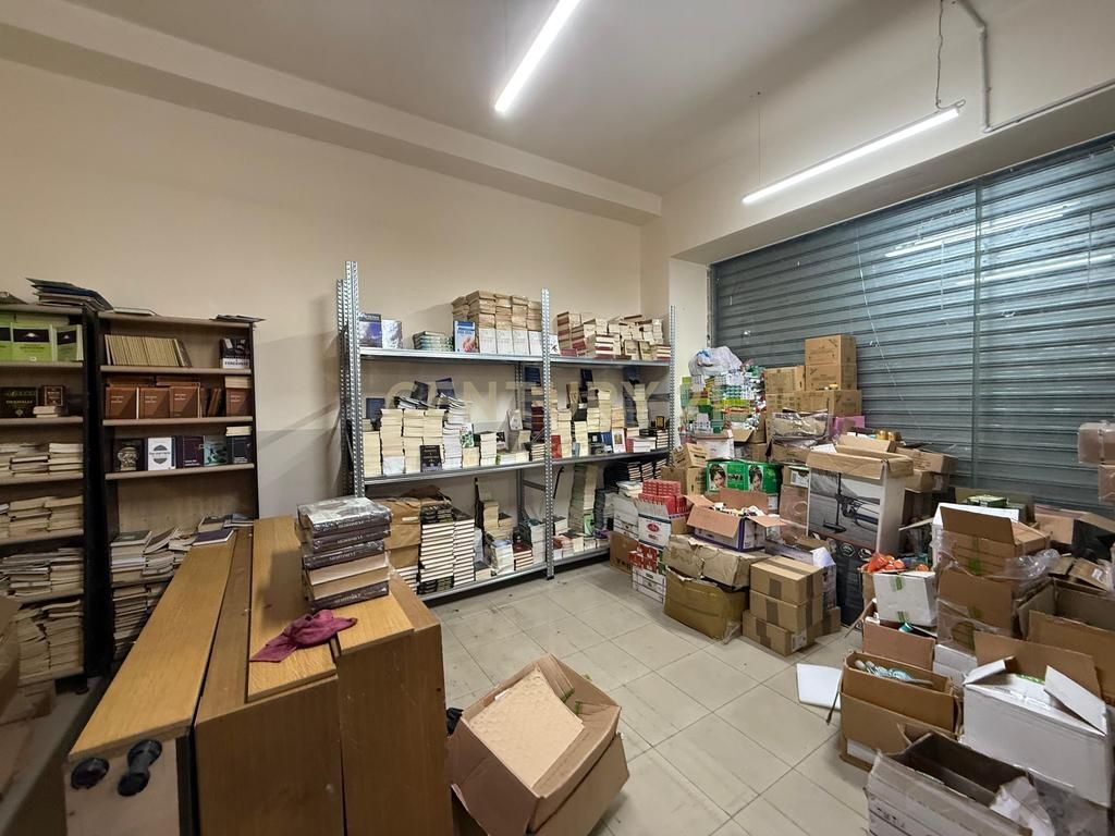 OCCASIONE!!! UNITÀ COMMERCIALE DI 233M2 IN VENDITA SUL BOULEVARD MIGJENI, YZBERISH