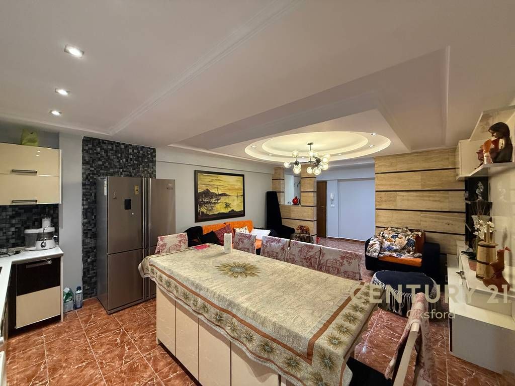 EKSKLUZIVE! OKAZION SHESIM APARTAMENT 2+1 ,BUZE RRUGES "DRITAN HOXHA",TIRANE!
