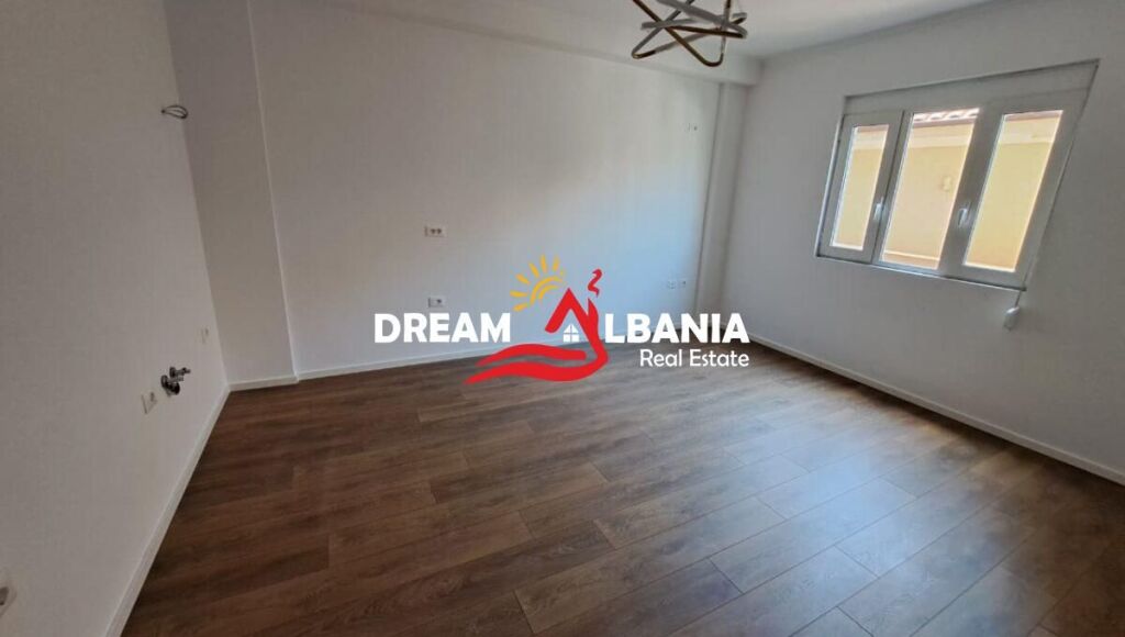 Shitet Apartament 1+1 Rruga Dritan Hoxha, Prane ZKM (ID 51110003)