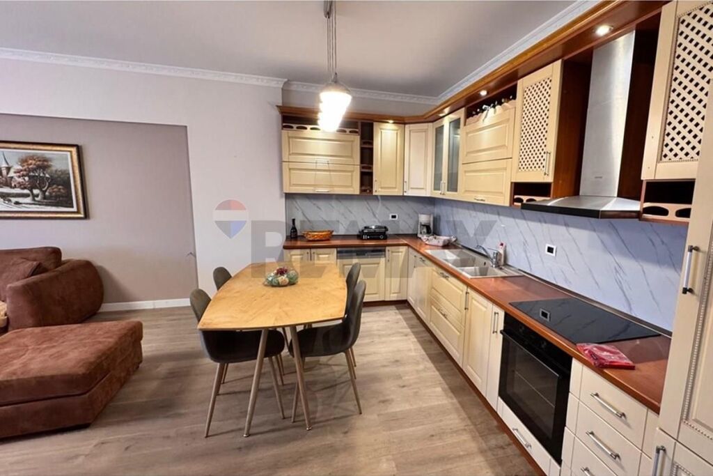 Shitet apartamet 2+1 te Kompleksi i Vizion +
