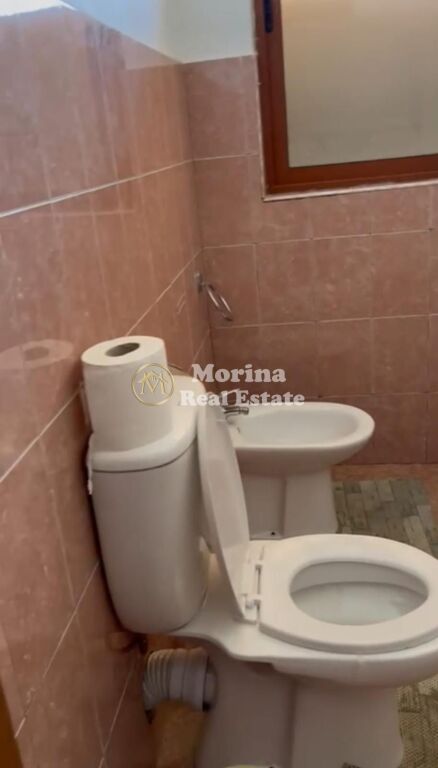 Affitto | Vilë 7 + 1 | Rruga Sulejman Kalaja | 1200 €/mese