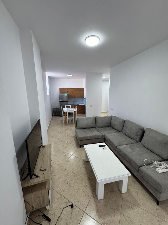 Affitto | Apartament 1 + 1 | Rruga e Elbasanit | 550 €/mese