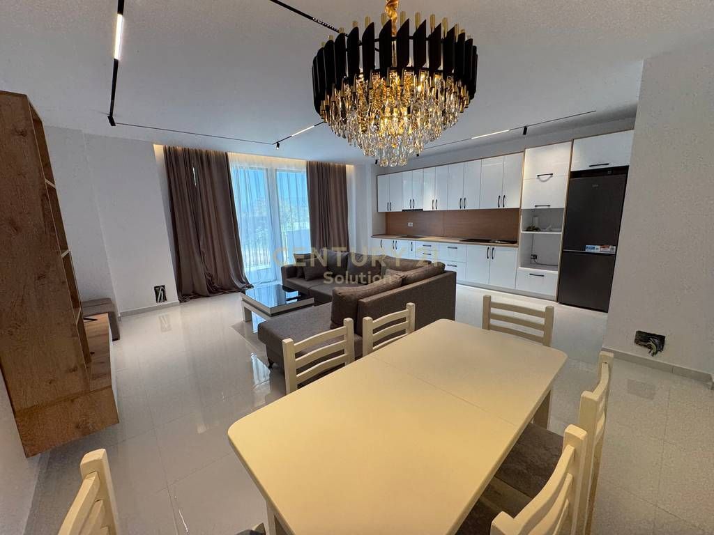 JEPET ME QIRA APARTAMENT 2+1+2+PARKING PRANE LIQENIT TE THATE
