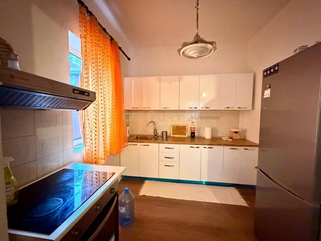 Apartament 2+1 me Qira – Komuna e Parisit
