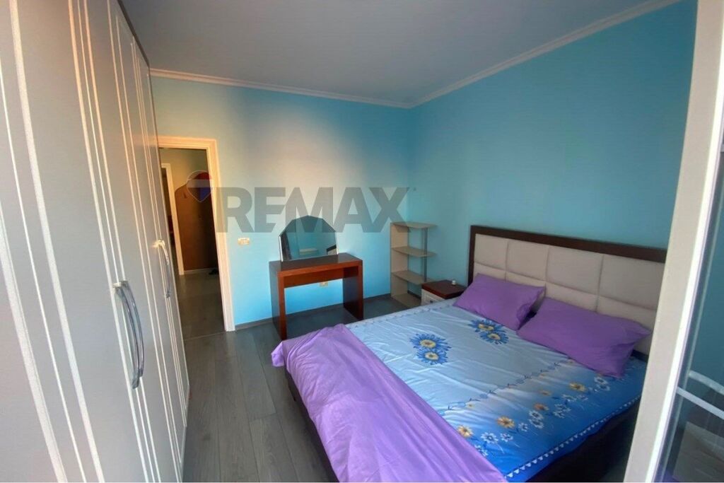 Apartament 2+1 per qera tek Rruga e Barrikadave