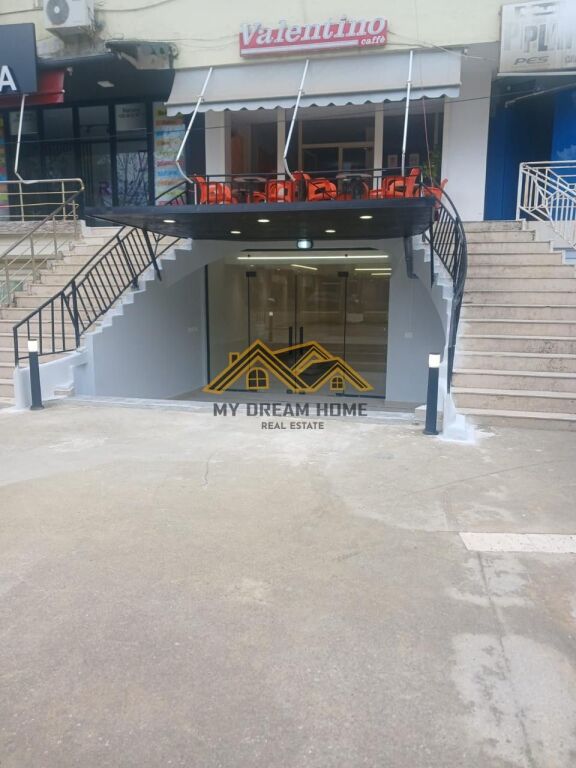 Negozio in Vendita sulla Spiaggia, Strada Principale, Durazzo !