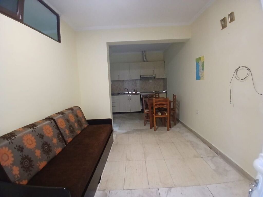 Affittasi Appartamento 1+1+1 Balcone