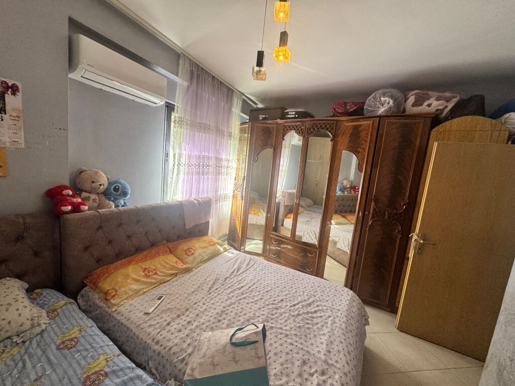 Vendesi appartamento 1+1 +veranda a Yzberisht