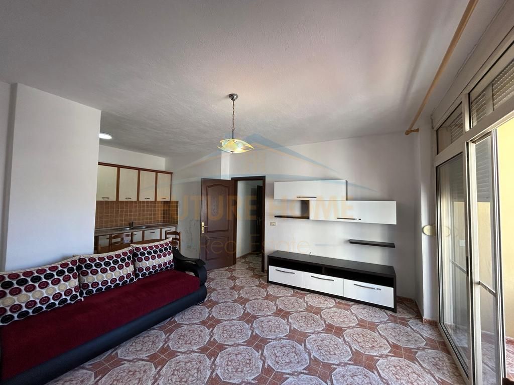 For sale, Apartment 1+1, Center, Durres