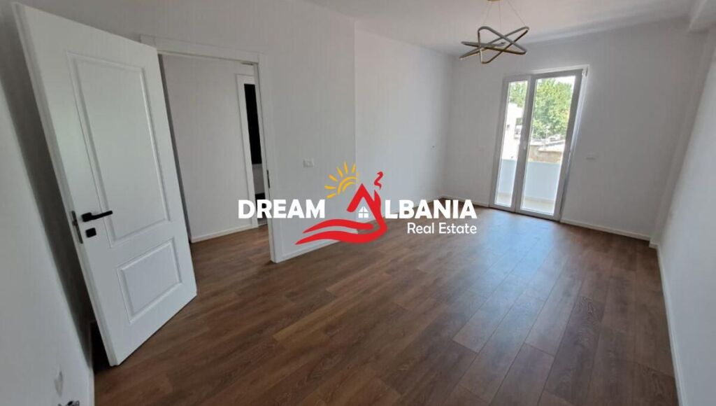Shitet Apartament 1+1 Rruga Dritan Hoxha, Prane ZKM (ID 51110002)