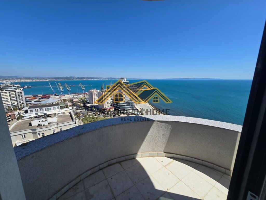 Apartament 2+1+2+2 Ballkone per Shitje ne Vollga,Durres Pamje e Plote nga Deti