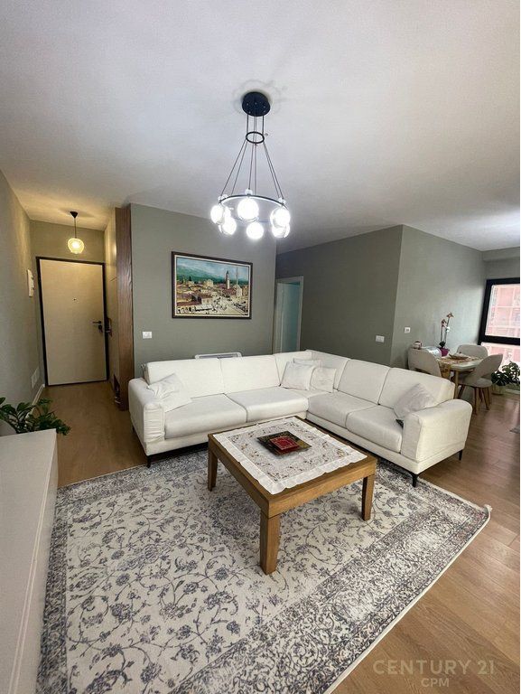 Apartament 2+1+2 per shitje tek 21-Dhjetori