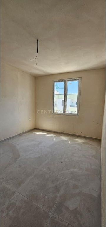 2+1 Apartment For Sale in Golem, Durrës - 115,000€ | 82 m²