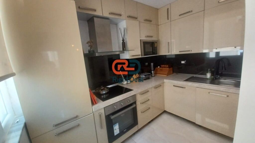 In Centro, Affittasi Super Appartamento 2+1, Totalmente Investito !!!