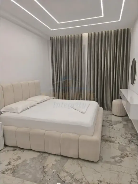 Qera, Apartament 1+1, Paskuqan