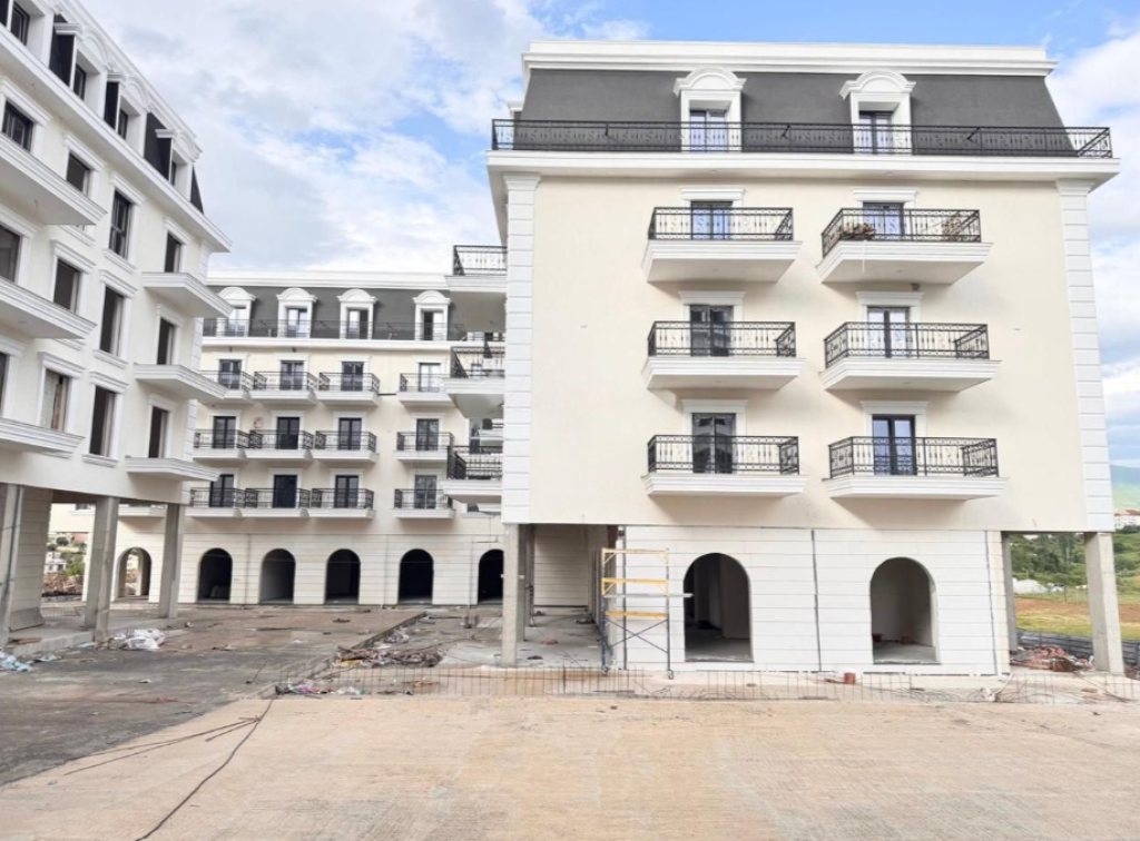 🏡 SHITET APARTAMENT 3+1+2 – TIRANA PORTA E RE