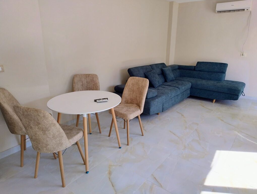 House for rent 1+1 near the Museum of Martyrs Durres .