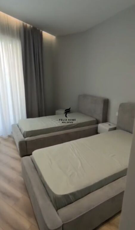 APARTAMENT ME QERA 3+1 LIQENI I THATE 1.800 EURO FH-83691