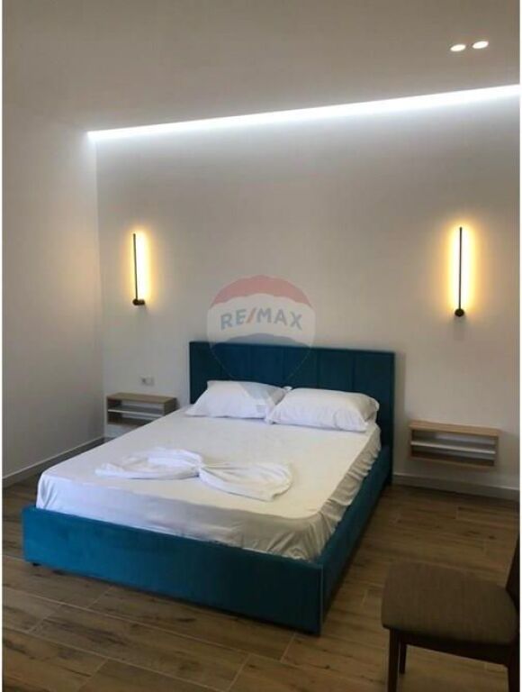 DY APARTAMENTE 1+1 NE SHITJE PAZARI RI