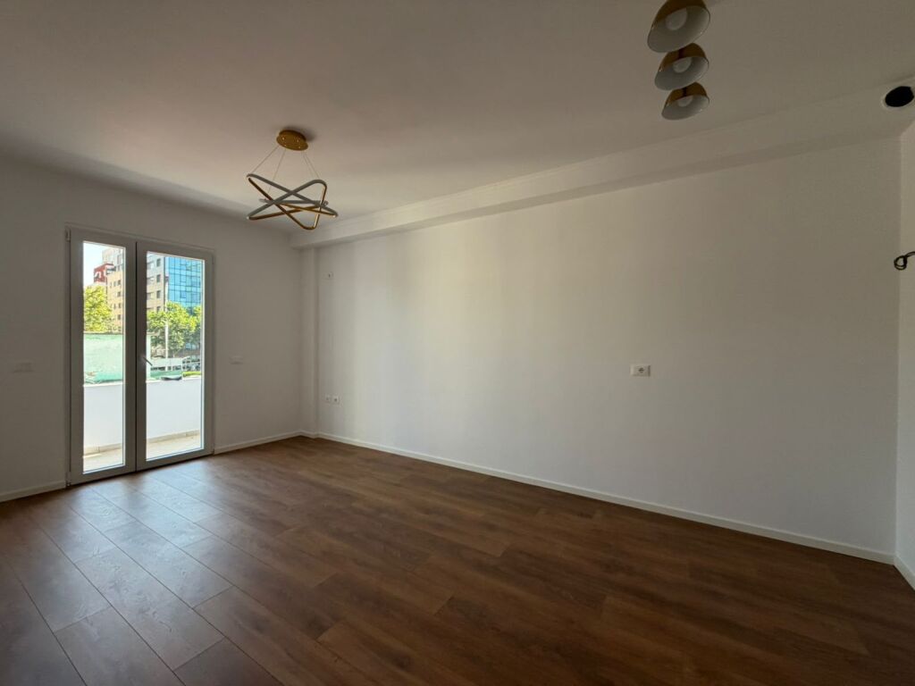 🏡 Apartment 1+1 for sale  📍 Dritan Hoxha St. (near the University “Zoja e Këshillit të Mirë”)💶 Price: 128,000 €