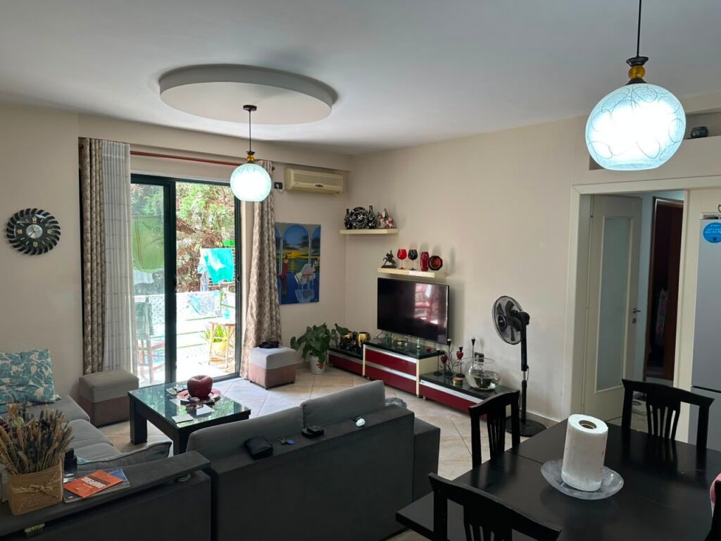 Appartamento 3+1+2 in vendita a Fresk, Tirana 157,000 €