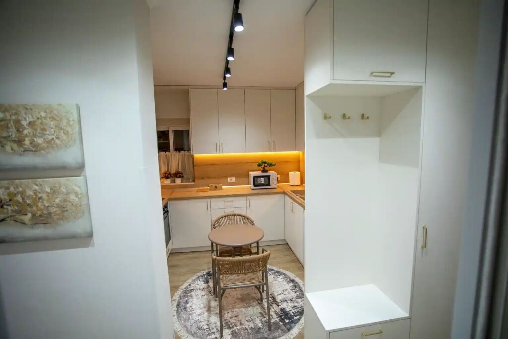 Affitto | Apartament 1 + 1 | Xhamlliku | 500 €/mese