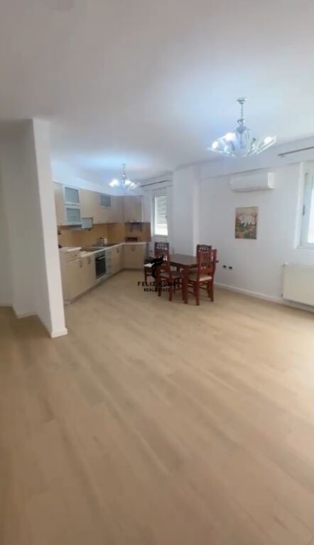 OFFICE FOR RENT 120 M2 GARDA 90,000 LEKE FH-83532