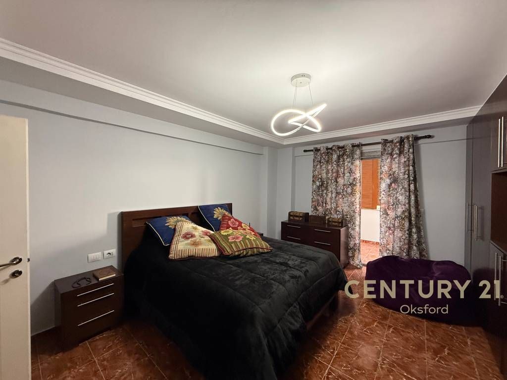 EKSKLUZIVE! OKAZION SHESIM APARTAMENT 2+1 ,BUZE RRUGES "DRITAN HOXHA",TIRANE!