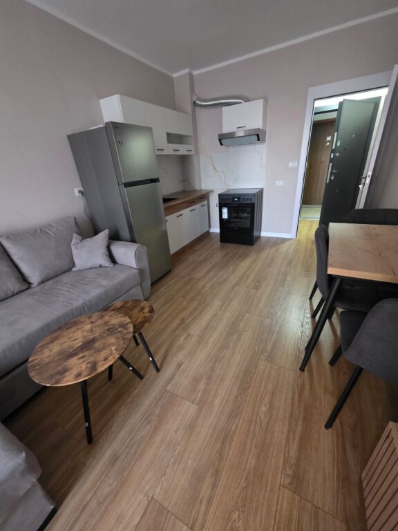 Apartament 2+1 me qera Rruga 5 Maji Tirane