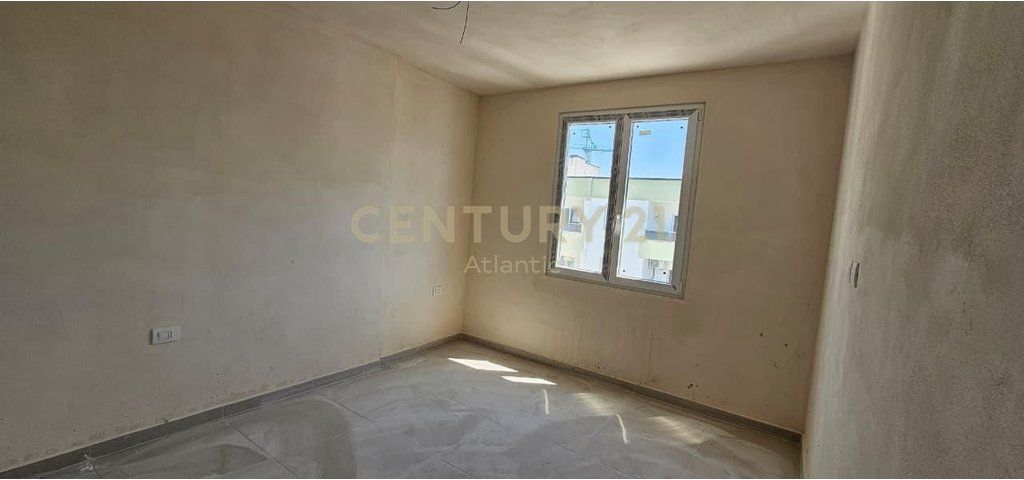 2+1 Apartment For Sale in Golem, Durrës - 115,000€ | 82 m²