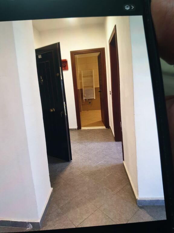 Apartment 2+1, with 2 bathrooms. FRESH