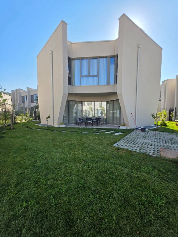 VILLETTE MODERNE IN AFFITTO A GREEN VALLEY, LAGO ASCIUTTO