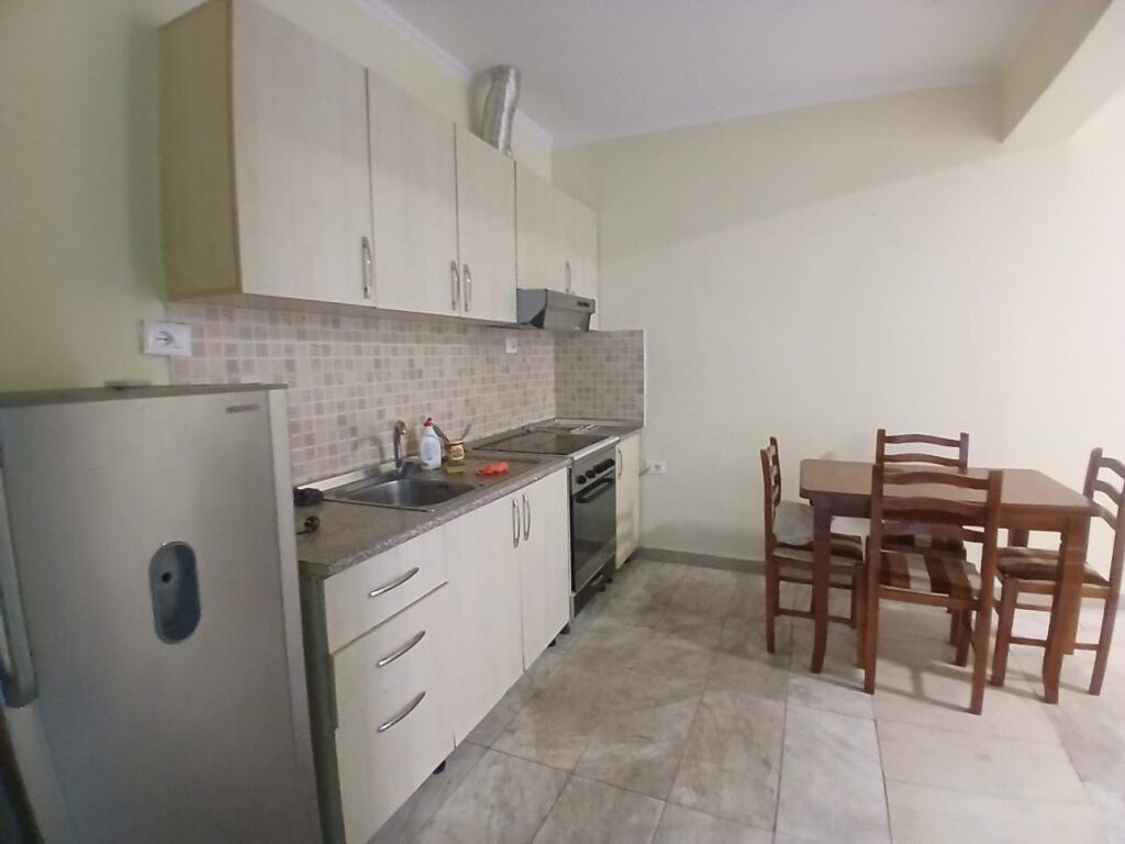 Affittasi Appartamento 1+1+1 Balcone