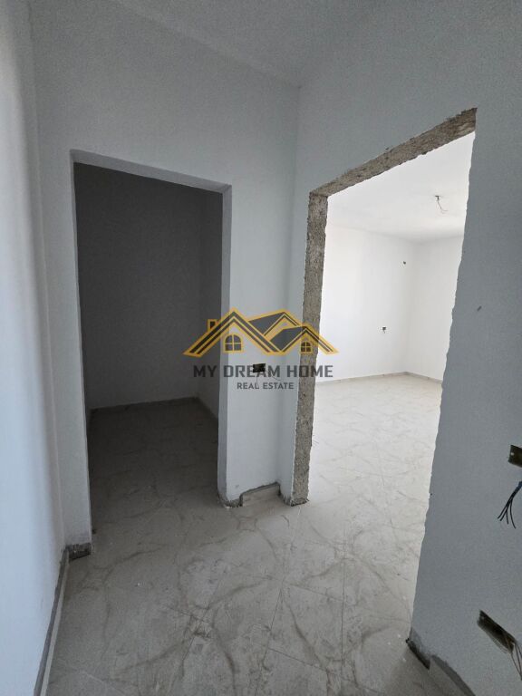 SHITET APARTAMENT 1+1+ DEPO NE VOLLGA DURRES!