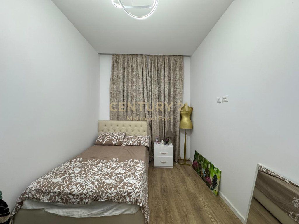 One-story villa for rent on the street of villas near TEG