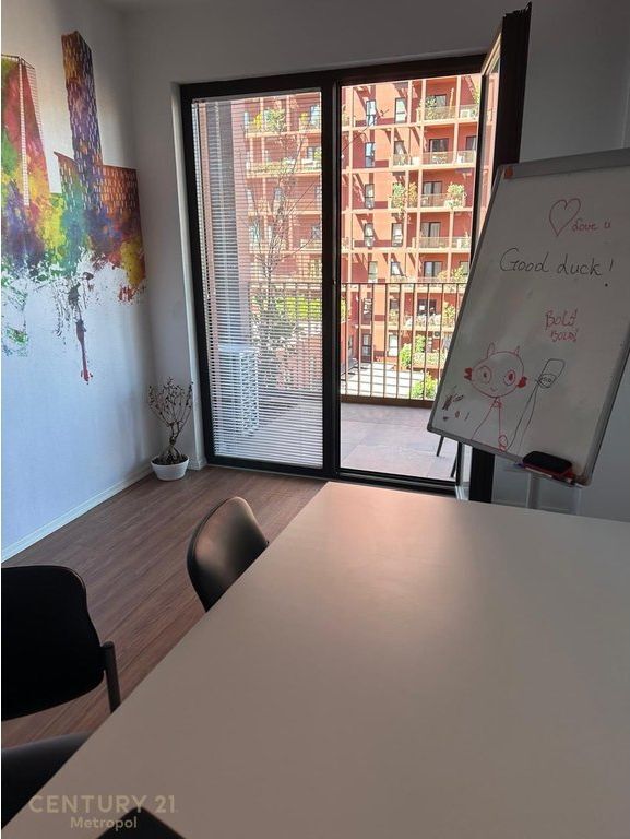 UFFICIO IN AFFITTO 1+1 VICINO ALLA STRADA DI KAVAJA !