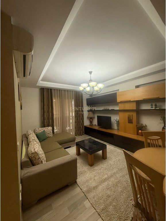 For Rent 2+1 apartment + parking Reshit Petrela