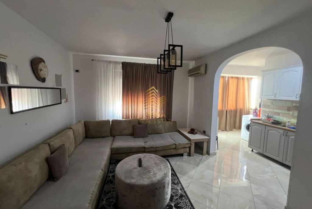 For sale, Apartment 1+1+balcony+Veranda, Laprake, 9,500,000 Lek
